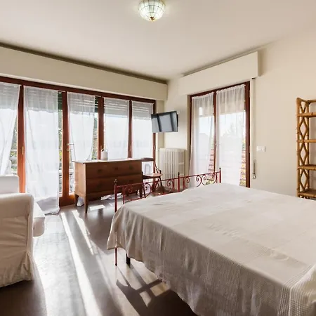 Cannas By Mmega Forte dei Marmi